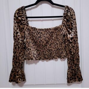 Storia Leopard Print Velvet Smocked Top‎ Square Neck Long Sleeve Small